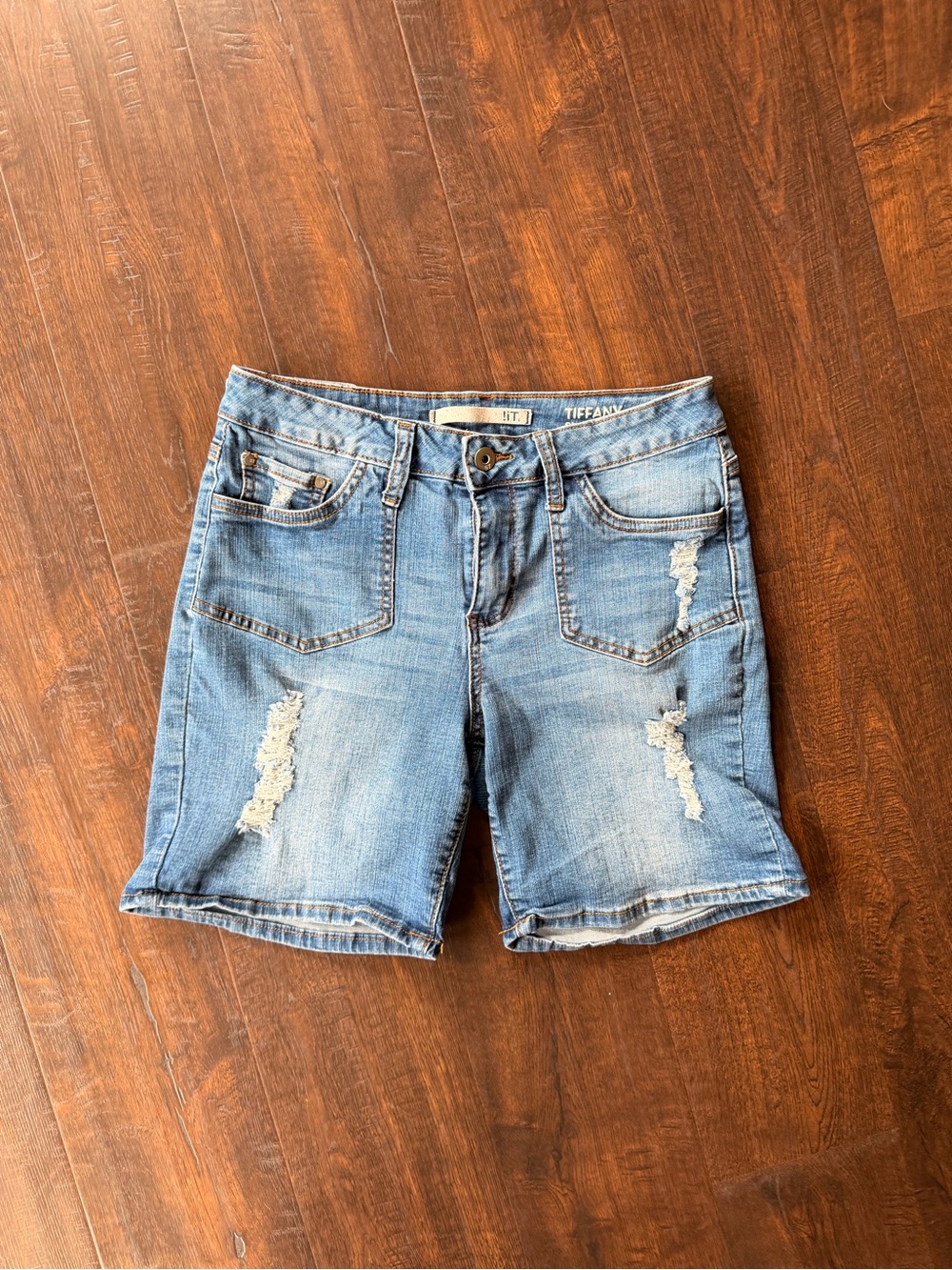 !it jeans Light Blue Distressed Denim Shorts